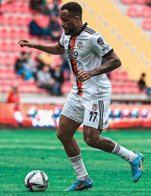 Cyle Larin in the field during the game.